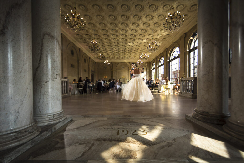 the dramatic dip during their first dance at the cleveland wedding venue ariel pearl center